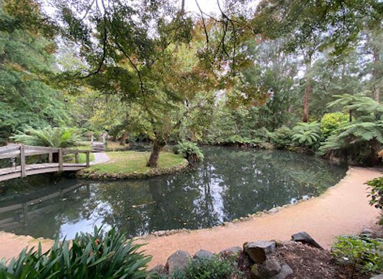 australia/yarra-valley/attraction/alfred-nicholas-memorial-garden