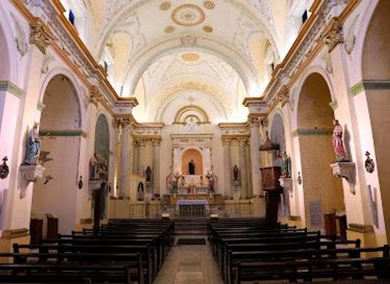 panama/panama-city/attraction/parish-of-san-felipe-de-neri