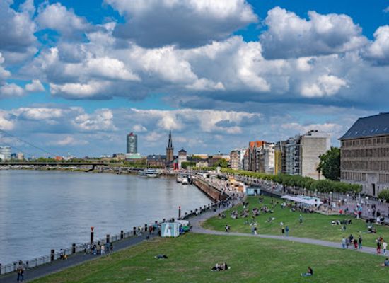 germany/dusseldorf/oberkassel/attraction/rheinuferpromenade-dusseldorf