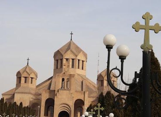 armenia/aparan/attraction/saint-gregory-the-illuminator-cathedral