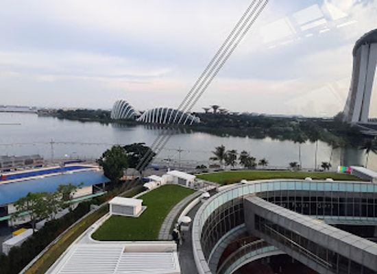 singapore/kallang/attraction/time-capsule-by-singapore-flyer