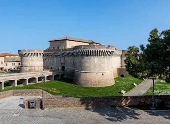 italy/marche/attraction/rocca-roveresca