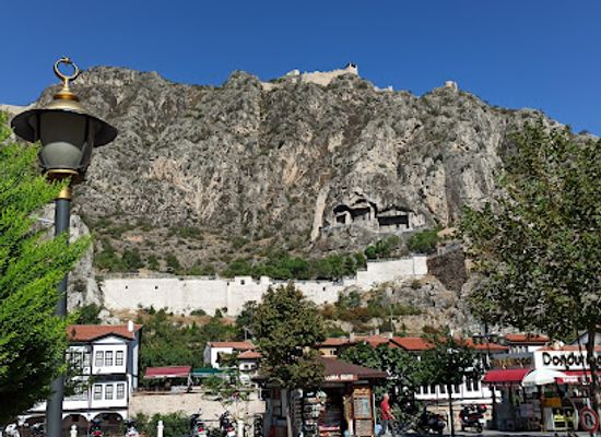 turkiye/pontus/attraction/amasya-yaliboyu-houses