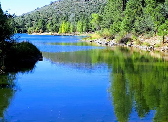 arizona/prescott-national-forest/attraction/upper-goldwater-lake
