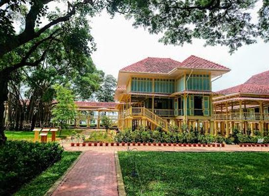 thailand/hua-hin/attraction/mrigadayavan-palace