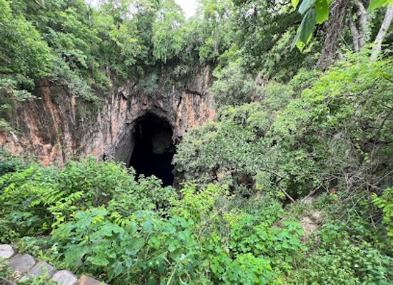 zimbabwe/mashonaland-west/attraction/chinhoyi-caves