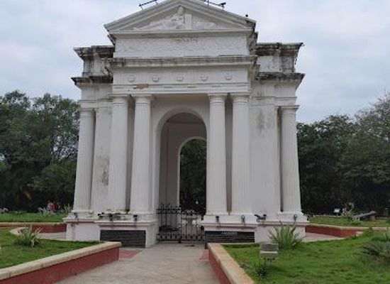 india/pondicherry/attraction/aayi-mandapam