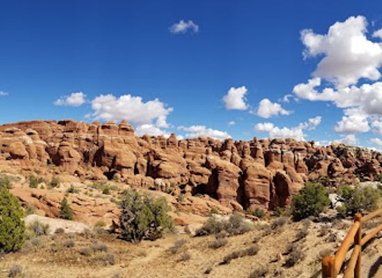 utah/canyonlands/attraction/fiery-furnace-viewpoint
