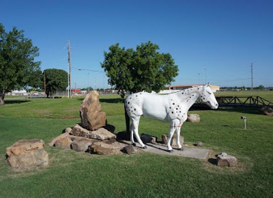 oklahoma/great-plains-country/attraction/comanche-national-museum-and-cultural-center