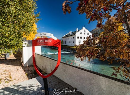 switzerland/graubunden/attraction/grand-tour-of-switzerland-photo-spot-la-punt