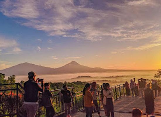indonesia/java/attraction/punthuk-setumbu-explore