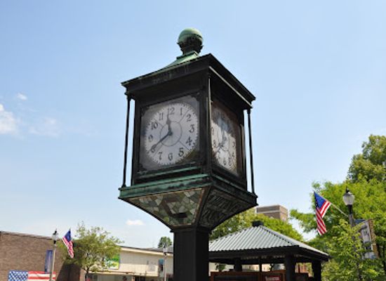 vermont/bennington-battle-monument/attraction/downtown-bennington-historic-district