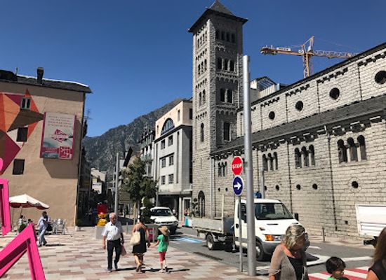 andorra/la-cortinada/attraction/museo-carmen-thyssen-andorra