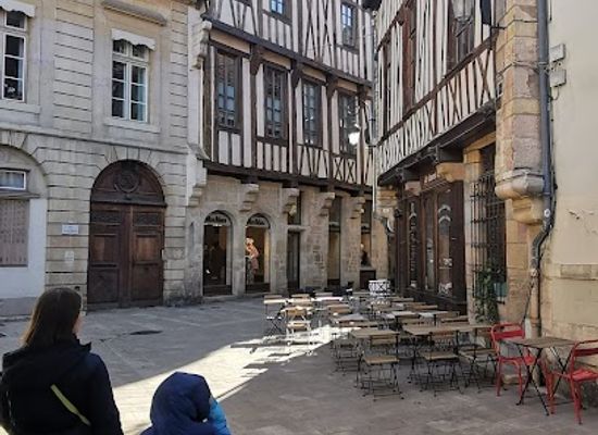 france/dijon/attraction/limite-du-castrum