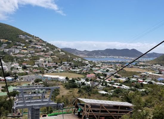 sint-maarten/maho/attraction/emilio-wilson-park