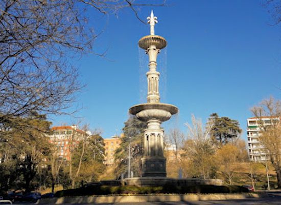 spain/madrid-community/attraction/fountain-of-juan-de-villanueva