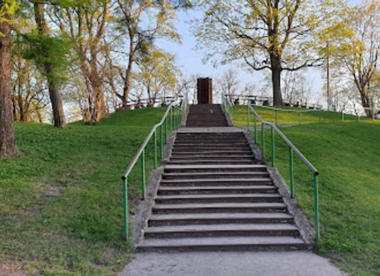 estonia/parnu/attraction/munamae-park