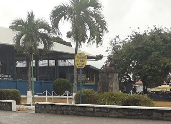 trinidad-and-tobago/arima/attraction/kitchener-statue