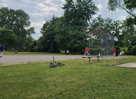 ohio/maumee-valley/attraction/shoreland-park
