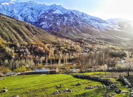 pakistan/chitral/attraction/garam-chashma