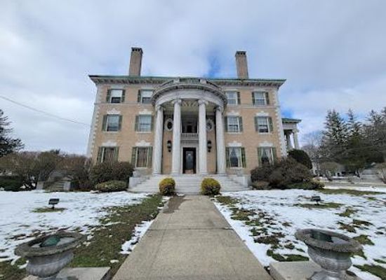 maine/waterville/attraction/the-governor-hill-mansion