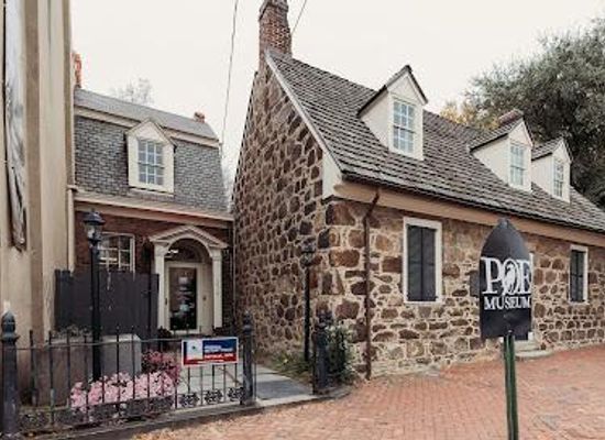 indiana/richmond/attraction/the-poe-museum