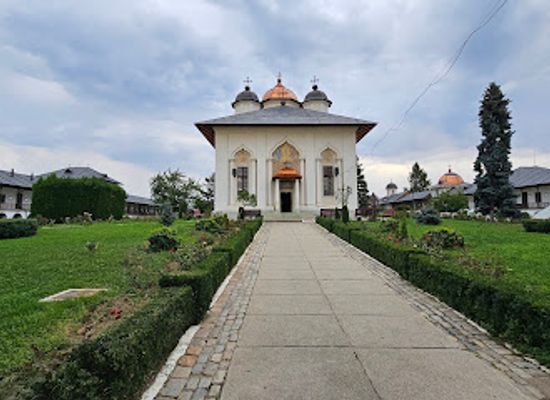 romania/ilfov/attraction/cernica-monastery