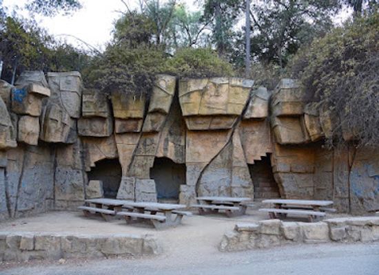 california/southern-california/attraction/old-los-angeles-zoo
