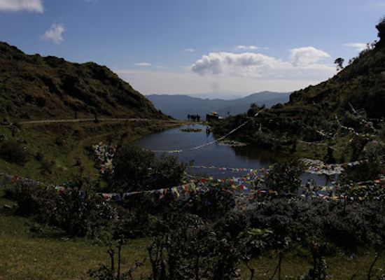 nepal/province-no-1/attraction/sacred-saint-s-footprint-lake
