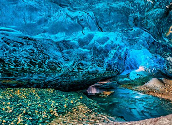 iceland/highlands/attraction/kverkfjoll-ice-cave