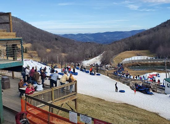 north-carolina/mountain-region/attraction/hawksnest-zipline