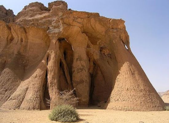 libya/tadrart-acacus/attraction/qws-tnkhlyqh