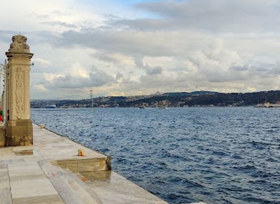 turkiye/istanbul/besiktas/attraction/dolma-bahce-sarayi-muzesi