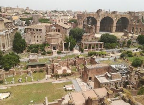 italy/rome/attraction/house-of-the-vestals