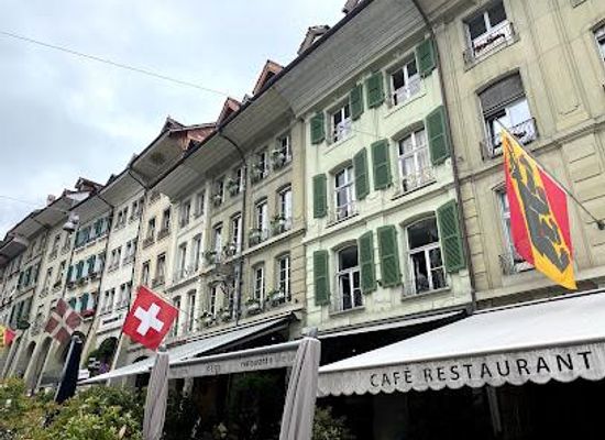 switzerland/bernese-oberland/attraction/gerechtigkeitsbrunnen