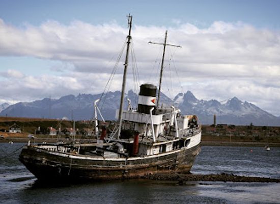argentina/ushuaia/attraction/saint-christopher