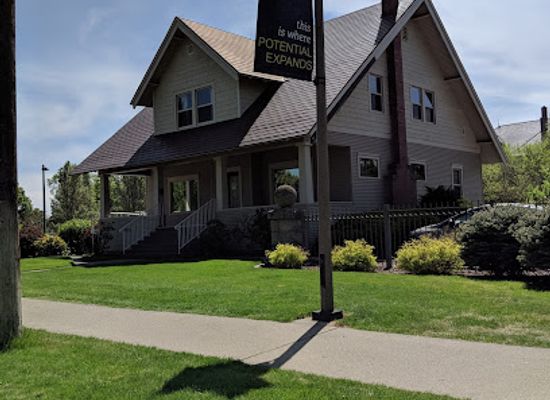 washington/spokane/attraction/bing-crosby-house