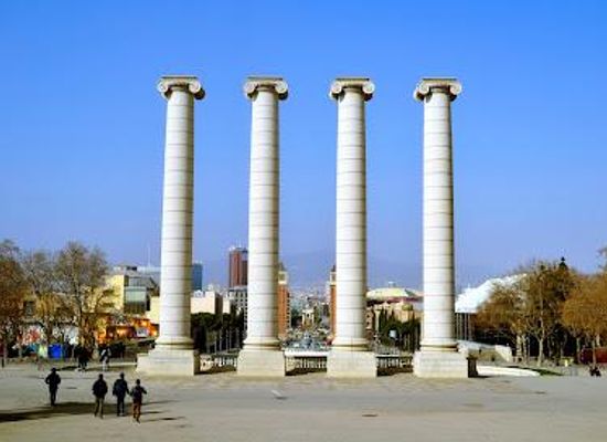 spain/barcelona/attraction/four-columns