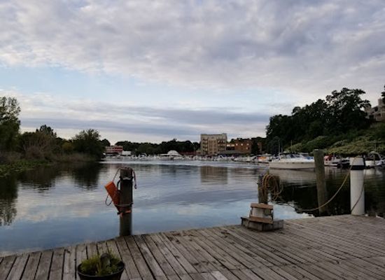 michigan/st-joseph/attraction/captain-hook-s-par-te-tyme-charters