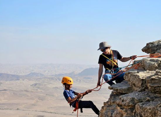 israel/negev-desert/attraction/desert-tracks