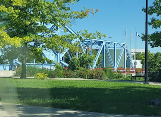 ohio/maumee-valley/attraction/boeschenstein-park