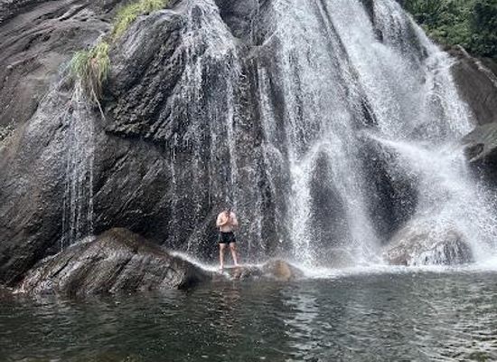 sri-lanka/kandy-district/attraction/kandy-waterfalls-hunters-tour-operator