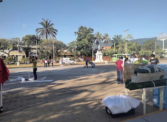 honduras/sula-valley/attraction/plaza-de-las-banderas
