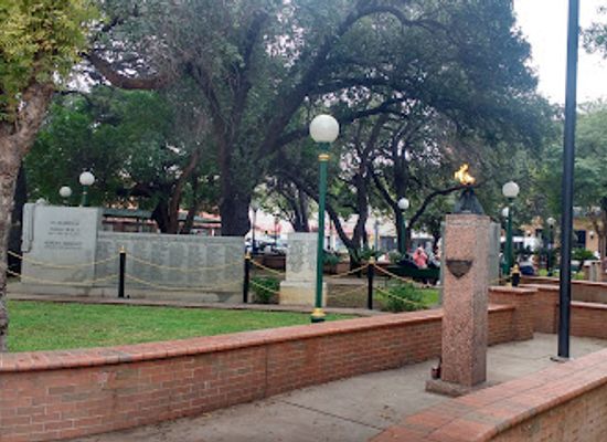texas/laredo/attraction/jarvis-plaza