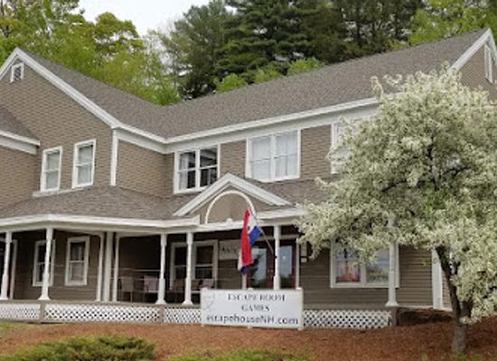 new-hampshire/great-north-woods/attraction/escape-hour-house
