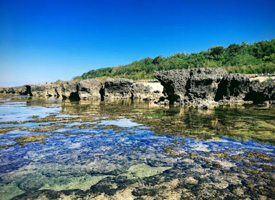 philippines/ilocos-norte/attraction/pangil-coral-rock-formation