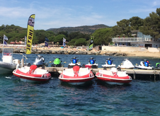 france/french-riviera/attraction/seakart-jet-adventure-les-issambres