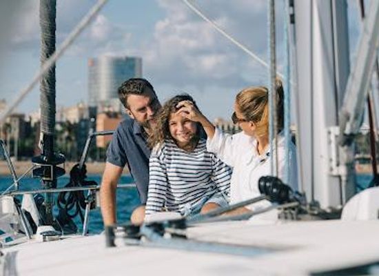 spain/barcelona/attraction/barcelona-watersports
