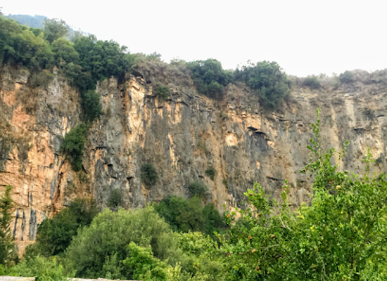 lebanon/chouf/attraction/rockrabbit-camping-site