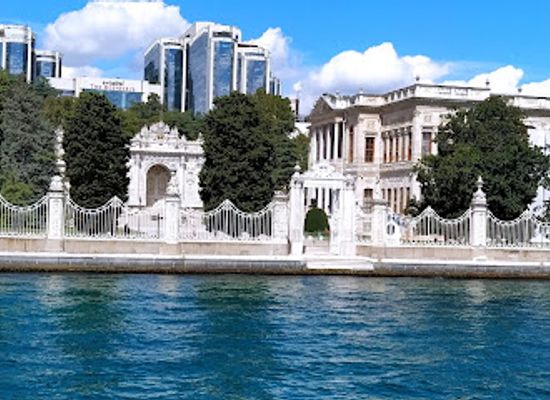 turkiye/istanbul/besiktas/attraction/dolmabahce-palace